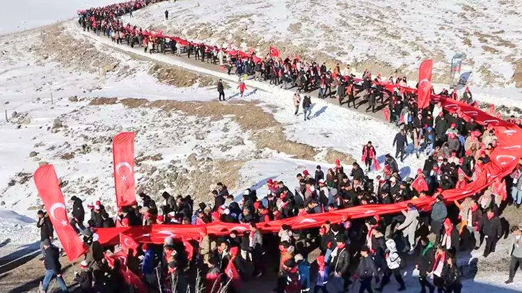 Bu Toprakta İzin Var… Sarıkamış Şehitleri, Şehadetlerinin 110. Yıl Dönümünde Düzenlenen Etkinliklerle Anıldı